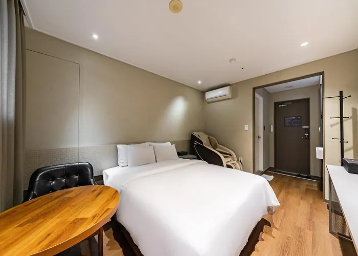 Hotel Hwagok Haedamchae